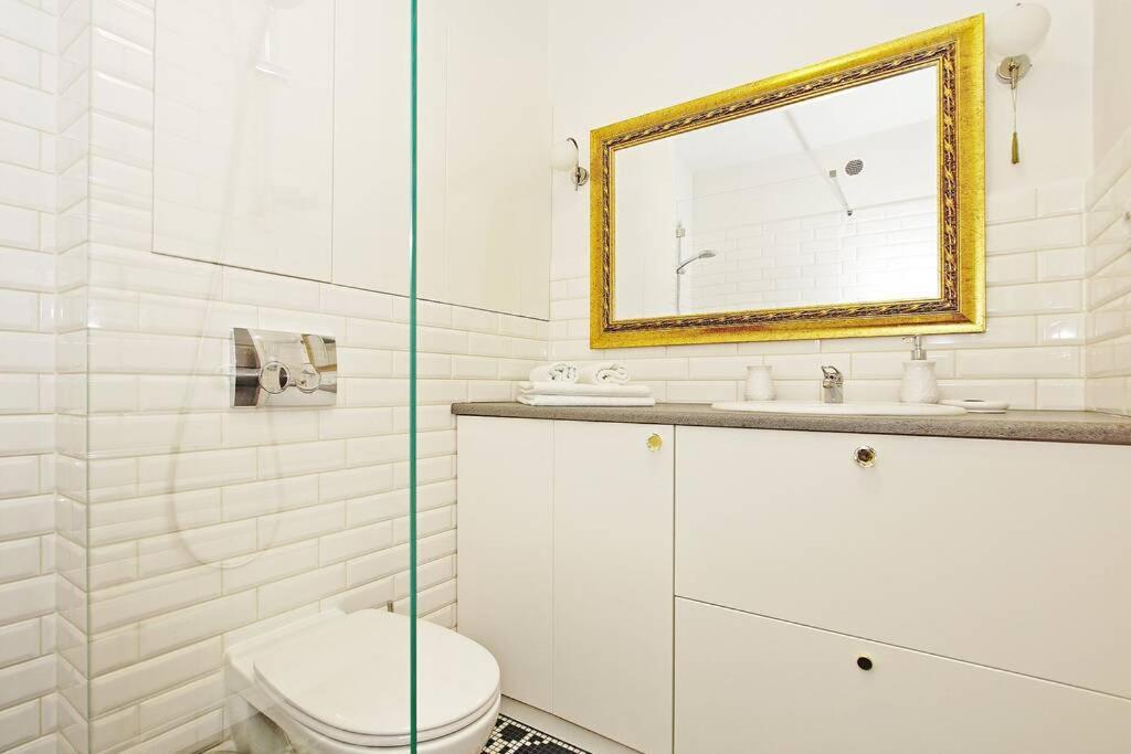 Citystay Piwna Gdansk Apartment ภายนอก รูปภาพ